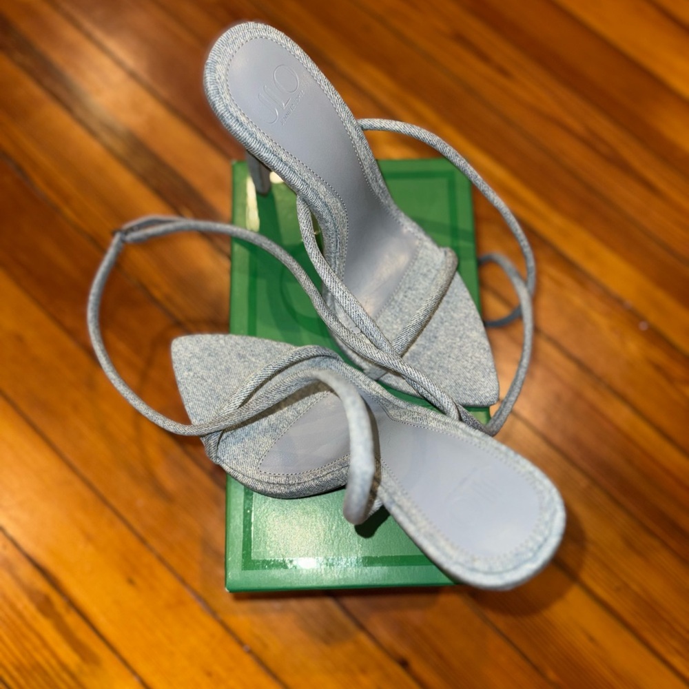 Jennifer Lopez Light Blue Strappy Heels